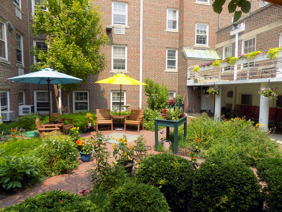 Hartwell Place Outdoor Patio and Garden